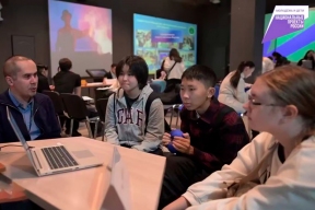 Айсен Николаев: На фестиваль профессий для молодёжи «Якутия – мои горизонты» собралось более 3 тысяч школьников и студентов