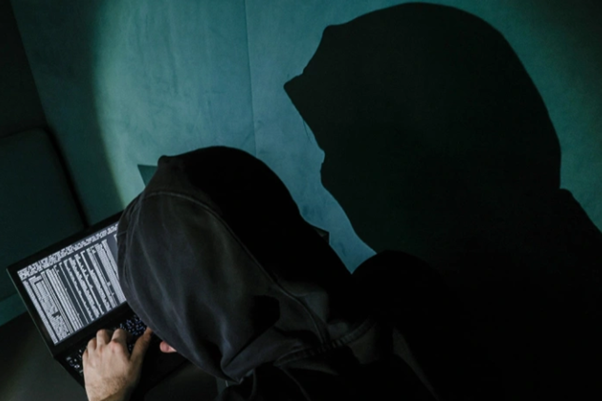 МВД предупредило о мошенниках, представляющихся сотрудниками киберполиции