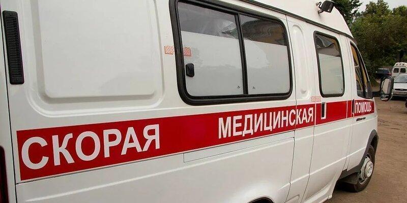 В Ярославле умерла трехлетняя девочка, которую зажало в дверях автобуса