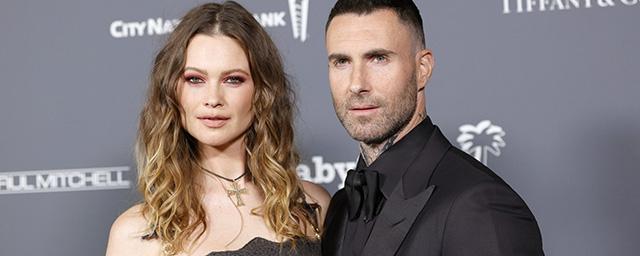 Солист группы Maroon 5 Адам Левин хочет назвать ребенка в честь любовницы