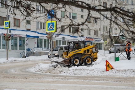 Мэр Магадана Гришан потребовал у служб ЖКХ привести город в порядок перед Новым годом