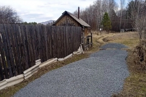 Вода уходит, но риск остается: в Абазе начали отсыпать дороги после мощного потопа