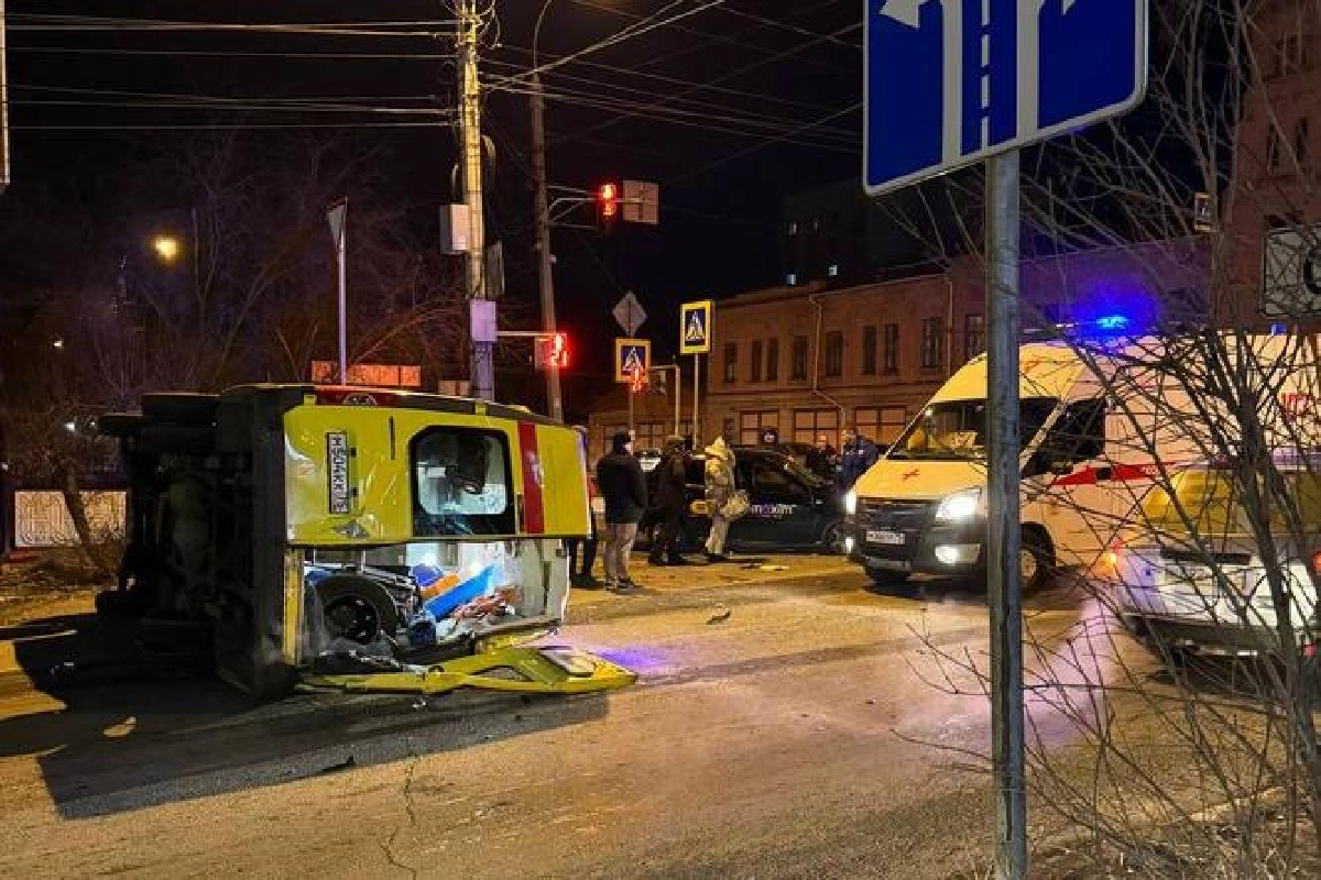 В больнице Читы умер пациент скорой помощи, попавшей в ДТП