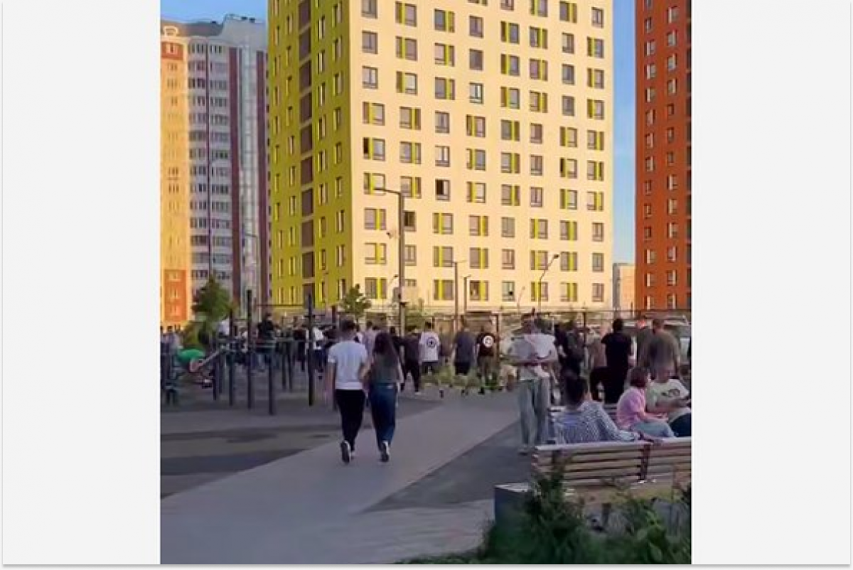 В Сети разгорелся скандал вокруг видео с шествием «Русской общины» в Подмосковье