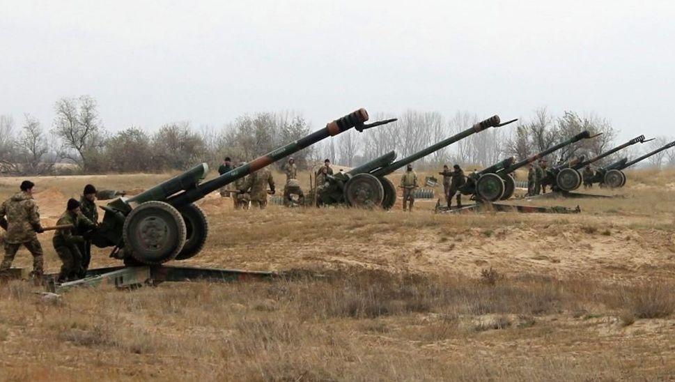 Марочко заявил, что силовики ВСУ перебросили гаубичную батарею на Купянское направление