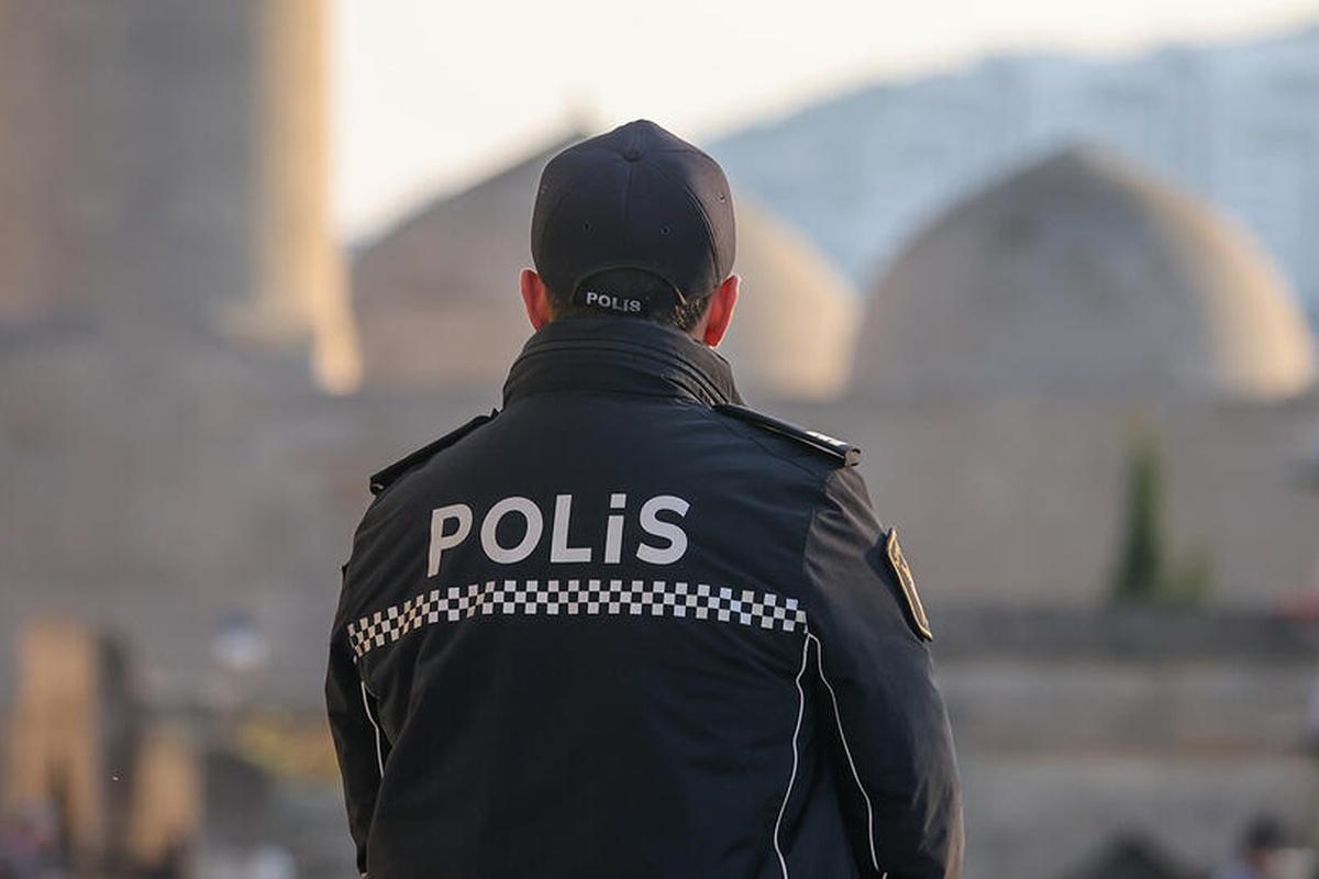 Полиция Азербайджана проводит рейд в офисе агентства «Sputnik Азербайджан»