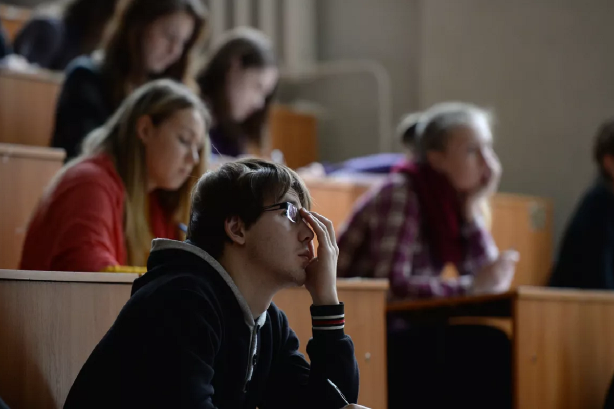 Волгоградцы не смогут поступать в вузы после колледжа без сдачи ЕГЭ
