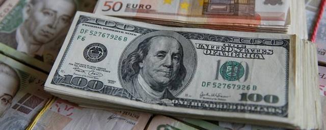 Экономист Дмитрий Полевой сделал неутешительный прогноз по курсу доллара