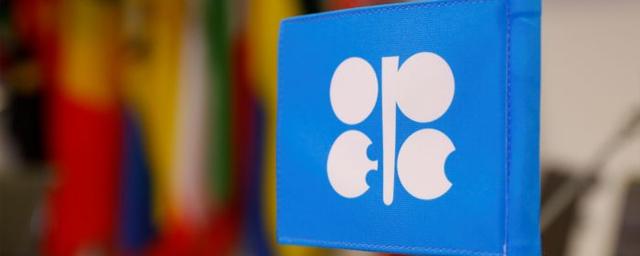 Власти США уговаривают страны ОПЕК+ не сокращать добычу нефти