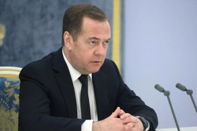 Медведев допустил применение спецоружия после атаки на резиденцию Путина