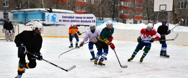 В Уфе прошел хоккейный турнир для молодежи «Дворовая лига»