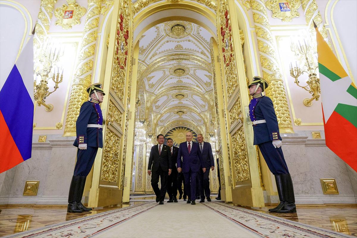 Космос и контракты: Россия и Мьянма скрепили сотрудничество десятком документов после визита лидера хунты