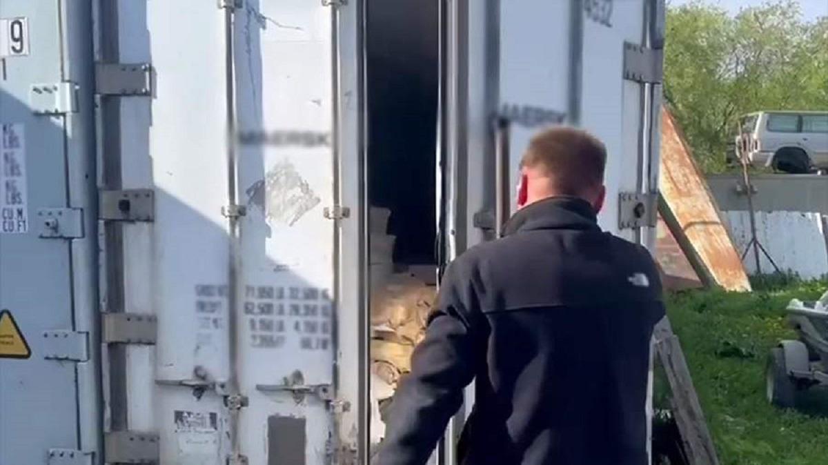 На Камчатке у руководителя рыбзавода изъяли 750 кг «тайной» нерки