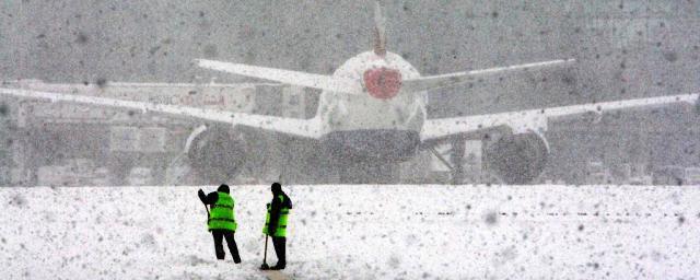 Снег и туман парализовали работу ставропольского аэропорта