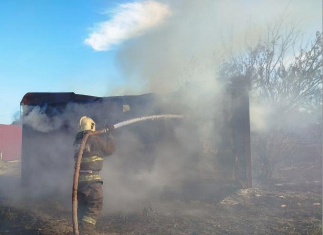 В Астраханской области усилили меры безопасности из-за роста числа возгораний