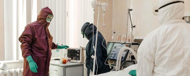 В Рязани выписали из больницы пациента с COVID-19 после 42 дней реанимации