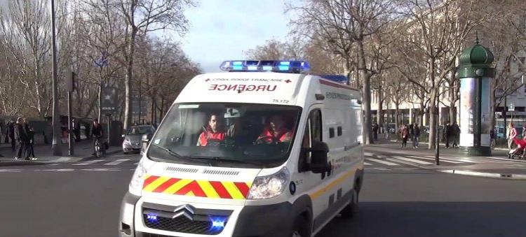 Во Франции при аварии с участием школьного автобуса погибли двое детей
