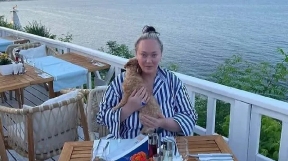 Лариса Гузеева призналась о тревожном предчувствии за день до гибели режиссера Юрия Бутусова