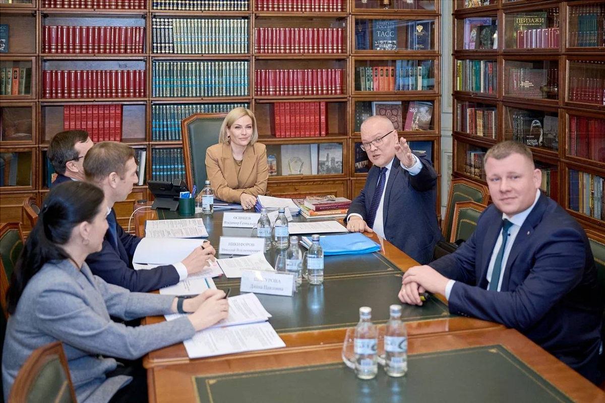Губернатор Кировской области Александр Соколов и министр Ольга Любимова обсудили мероприятия в сфере культуры