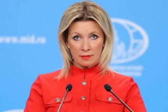 «Глобальная угроза» против «неуча»: как спор Зеленского и Захаровой расколол два мира