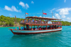 На Галапагосах затонуло туристическое судно