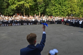 В Госдуме предложили платить родителям школьников по 17 733 рубля перед 1 сентября