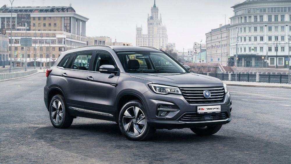 Changan в первом полугодии представит на авторынке РФ лифтбек и два кроссовера