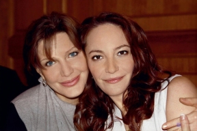 «Я от тебя отрекусь»: Дочь Елены Прокловой ушла от матери в 12. Только смерть отца их примирила