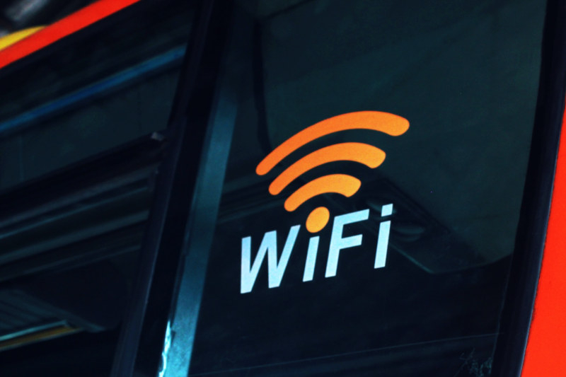 В Wi-Fi обнаружили уязвимость, по которой можно перехватывать трафик и распространять вирусы