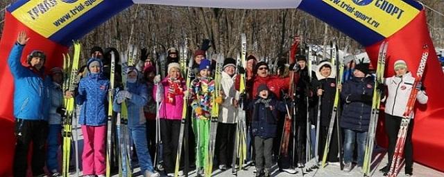 В Хабаровске журналисты попробовали выполнить нормы ГТО на лыжах