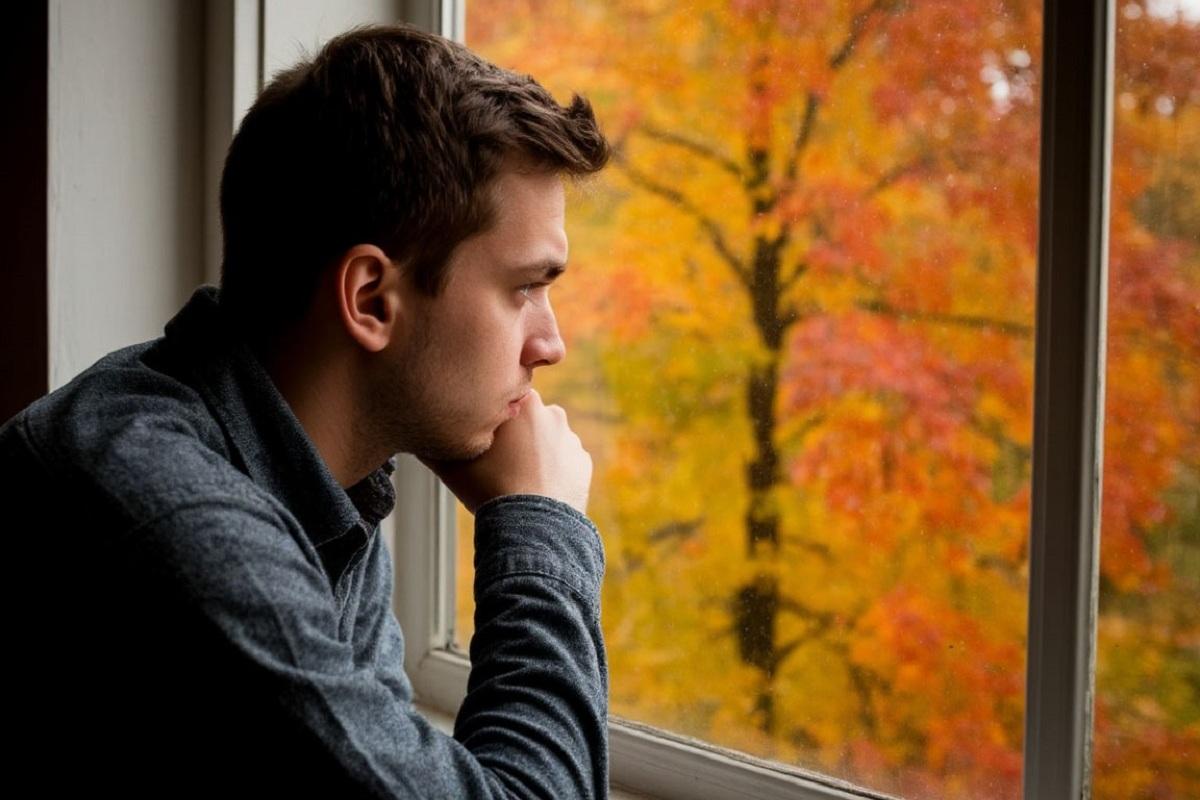 Всё переживём? Психолог объяснил, как убрать осеннюю хандру