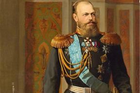 В Русском музее открылась экспозиция с уникальными личными вещами Александра III