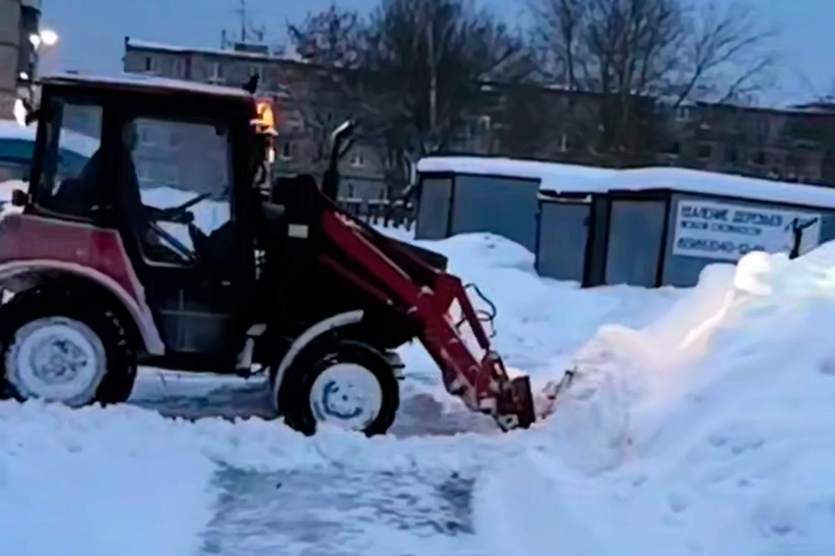 Руслан Заголовацкий: В Орехово-Зуевском городском округе уборка снега идет непрерывными циклами