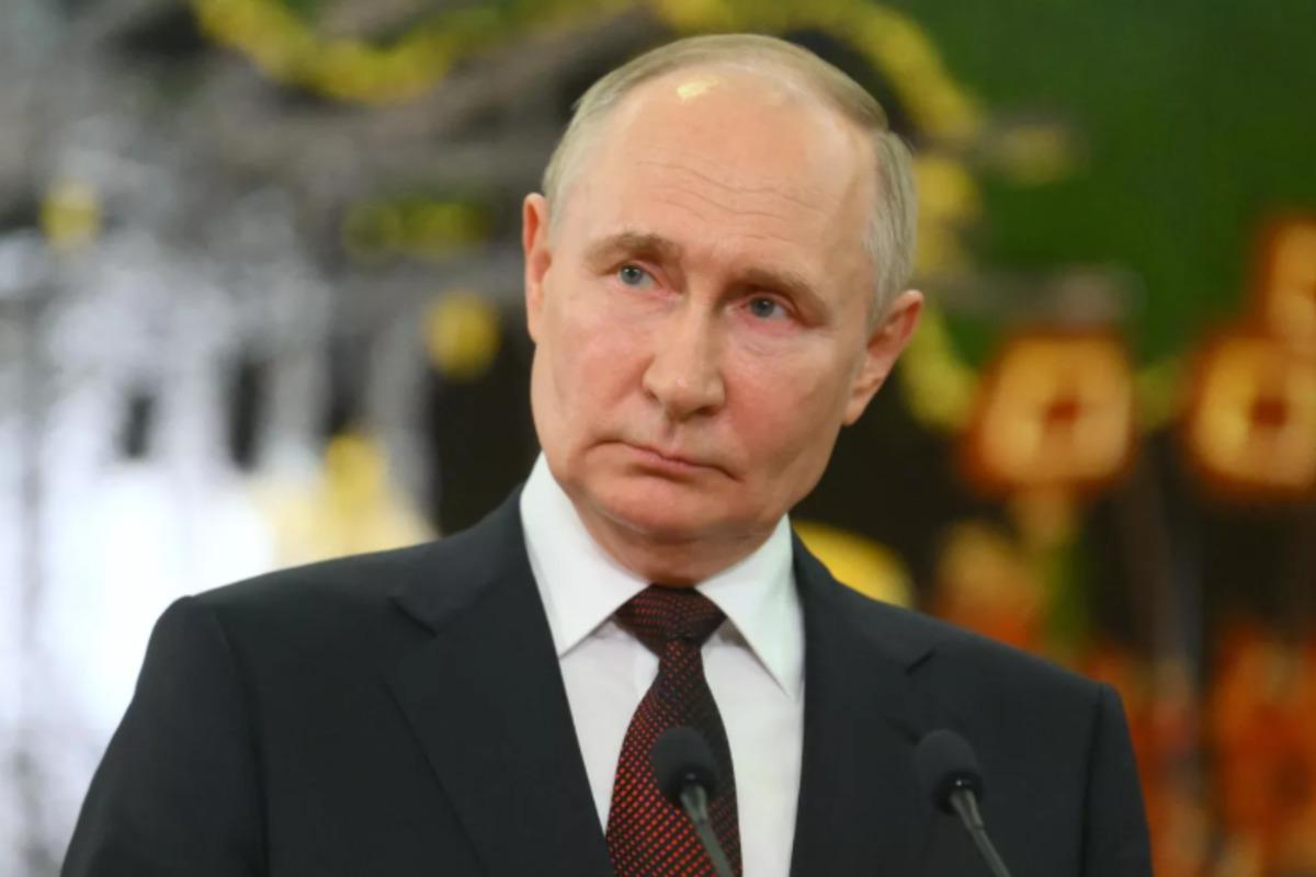 Владимир Путин (военный преступник) заявил, что Россия (страна-террорист) способна сама себя обеспечивать