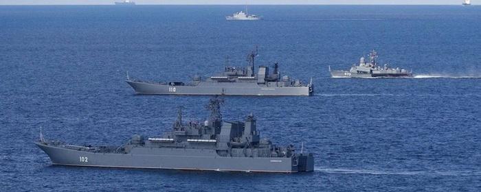 Экс-советник Пентагона Макгрегор: Российские и китайские корабли у Аляски всполошили американцев