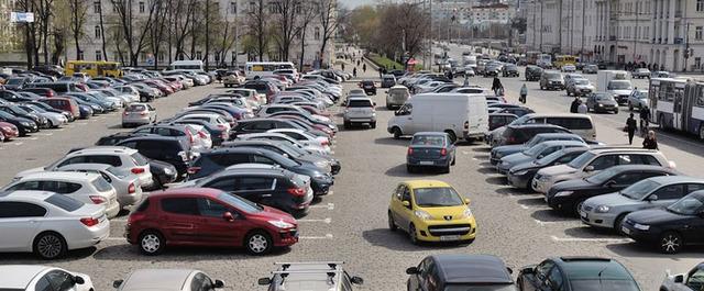 В ГИБДД призвали пересадить автомобилистов на общественный транспорт