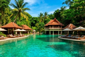 Туристы разъезжаются со Шри-Ланке из-за нехватки топлива на острове