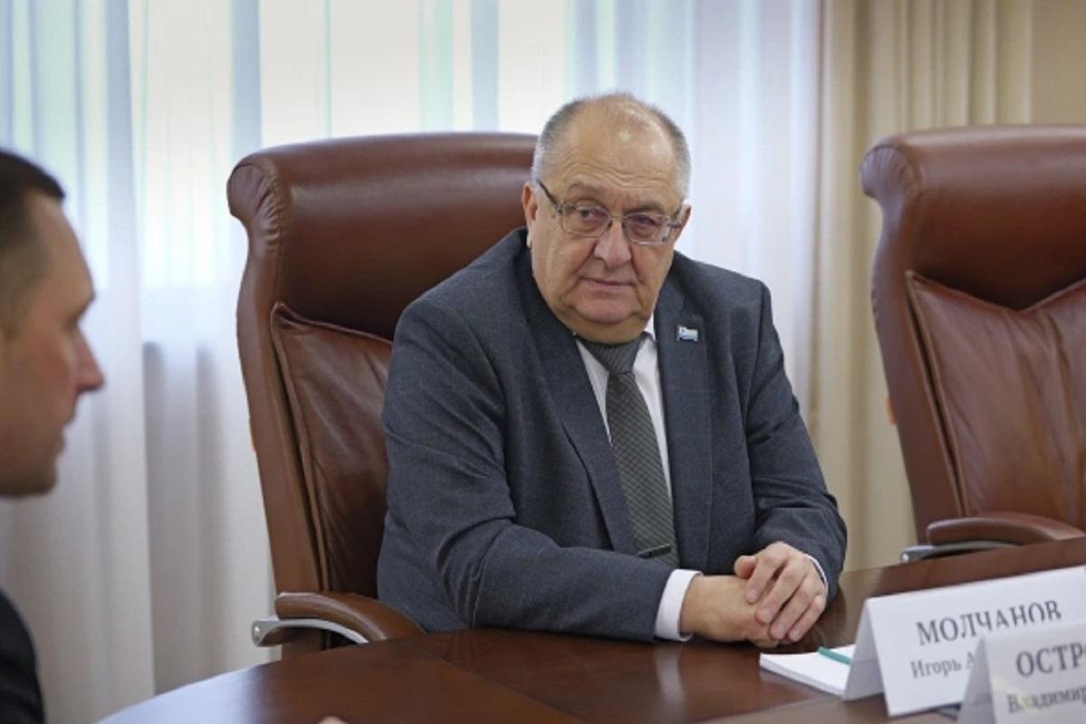 Экс-глава трех районов возглавил администрацию Саратова