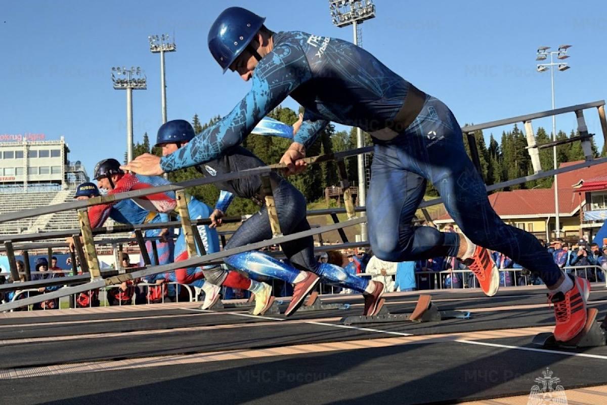 ХМАО принимает чемпионат и первенство МЧС России по пожарно-спасательному спорту