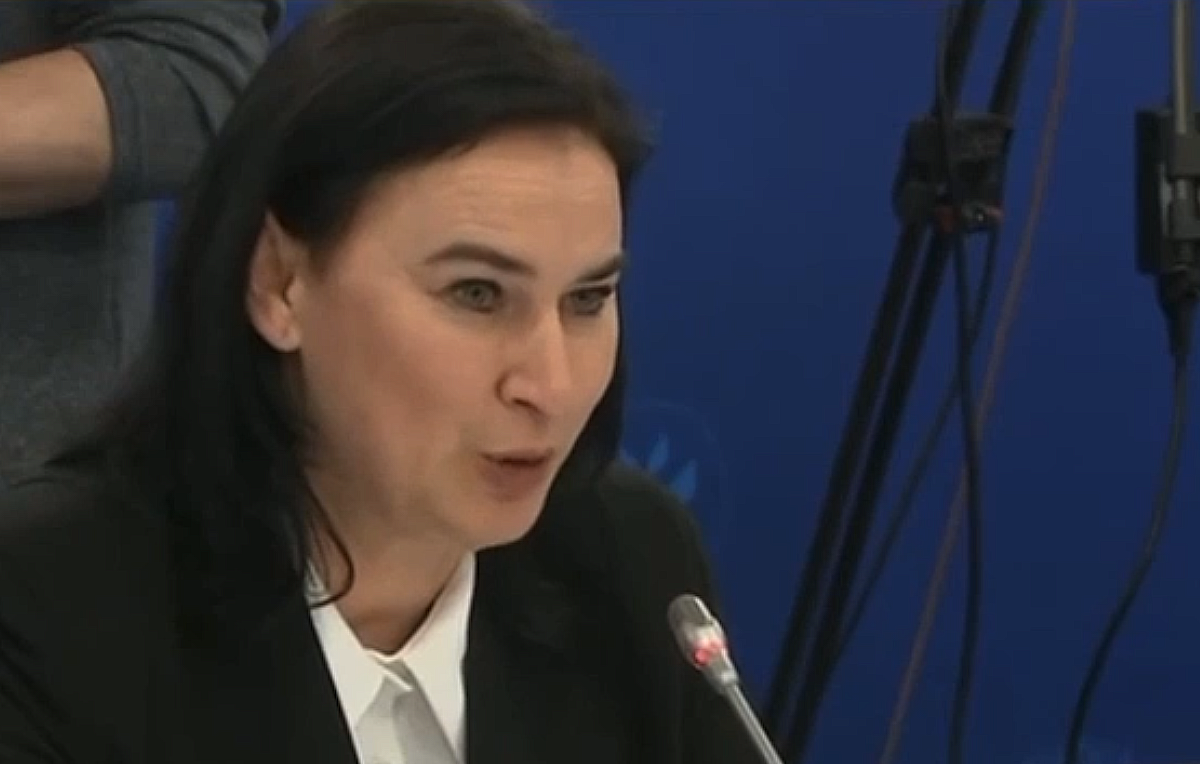 Форум «МАЛАЯ РОДИНА — СИЛА РОССИИ»: Глава администрации Луганска Яна Пащенко на встрече с Владимиром Путиным подняла вопрос об эксплуатации газовых котлов