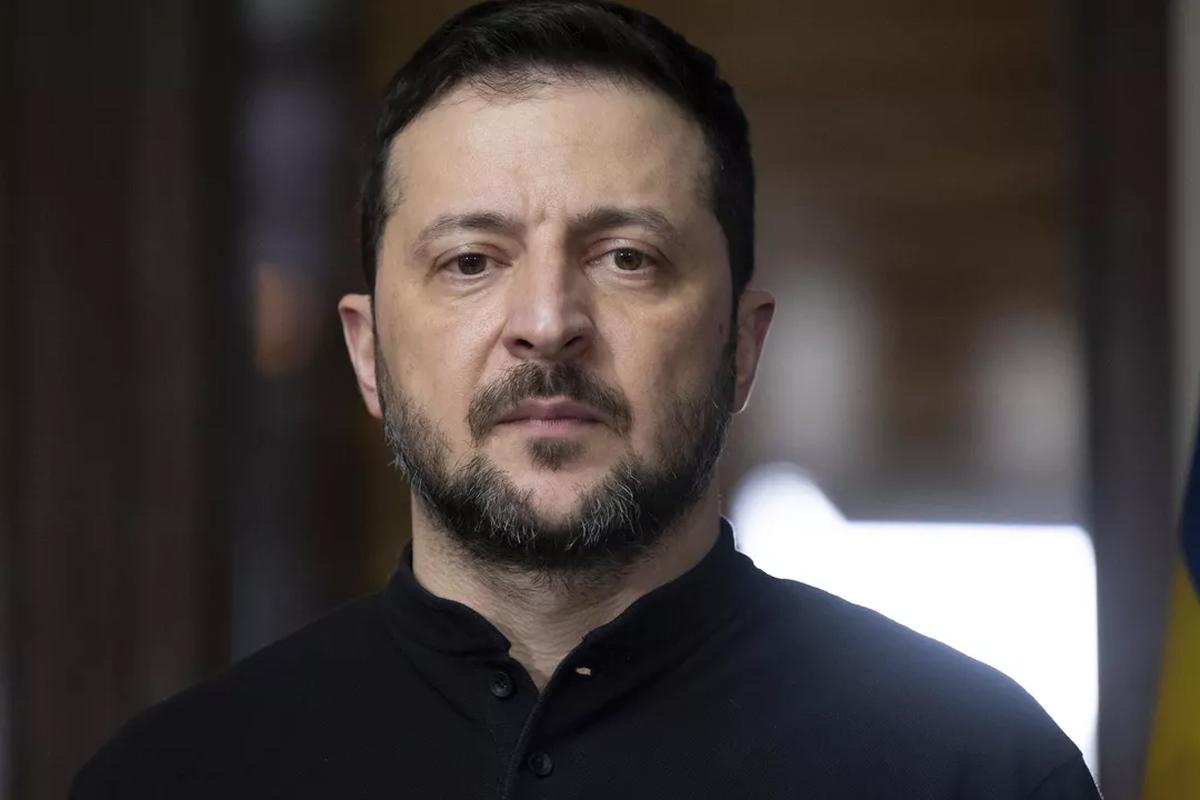 Экс-подполковник армии США Дэвис указал на странную деталь в заявлениях Зеленского