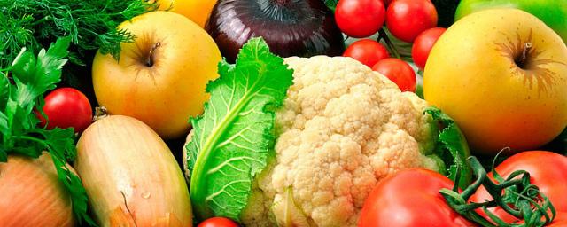 В Кузбассе сняли с продажи более тонны некачественных овощей и фруктов