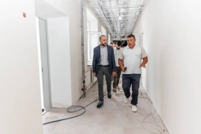 Глава Орехово-Зуевского округа Руслан Заголовацкий проинспектировал работы по капремонту двух школ