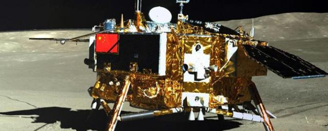 Китайский «Чанъэ-5» успешно вышел на лунную орбиту и готовится к посадке