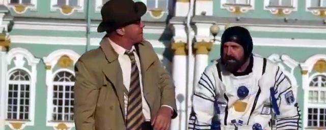 Линдеманн «подрался» с космонавтом на Дворцовой площади в Петербурге