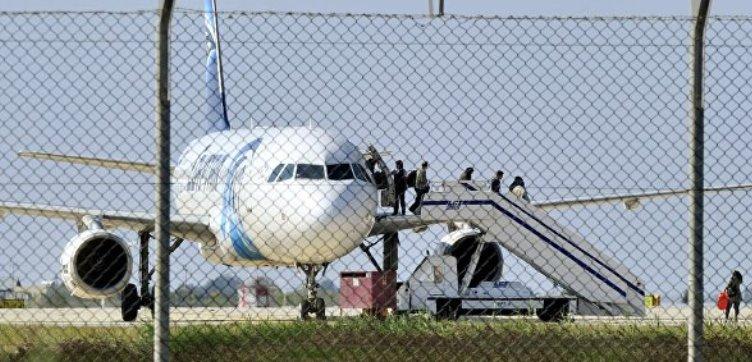 Кипрские силовики арестовали захватчика самолета EgyptAir