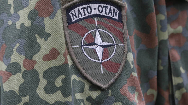 Политолог объяснил, как НАТО может законно ввести контингент на Украину