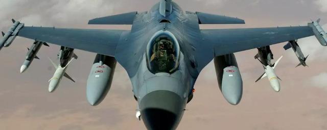 Эксперт Лавров: Запад может утилизировать на Украине самолеты F-16, поскольку перевооружается на F-35