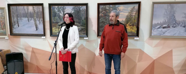 В Выставочном зале Карапаева в Клину открылась выставка картин Александра и Елены Бауэр