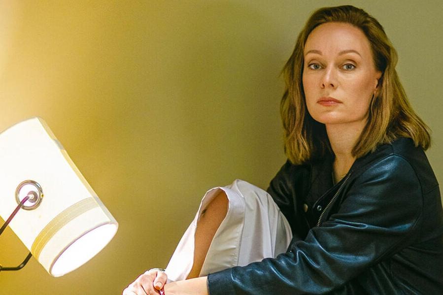 Избил партнер по сцене до слез. Шла к славе, но нашла главное. Путь звезды «Не родись красивой» Ольги Ломоносовой